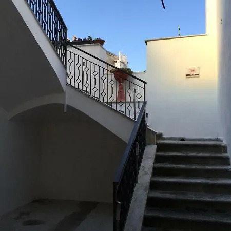 住宿加早餐酒店 Feni